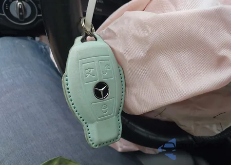 2018 Mercedes-Benz C 300 4Matic from USA, damaged, VIN 55SWF4KB1JU258334